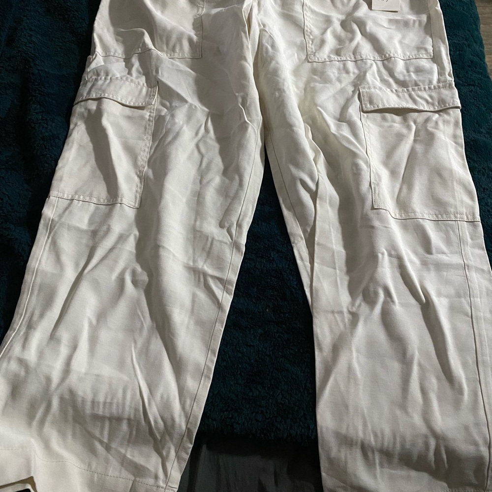 a new day women’s high rise ankle cargo pants